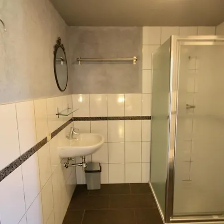 Holzheimer Hutte -
